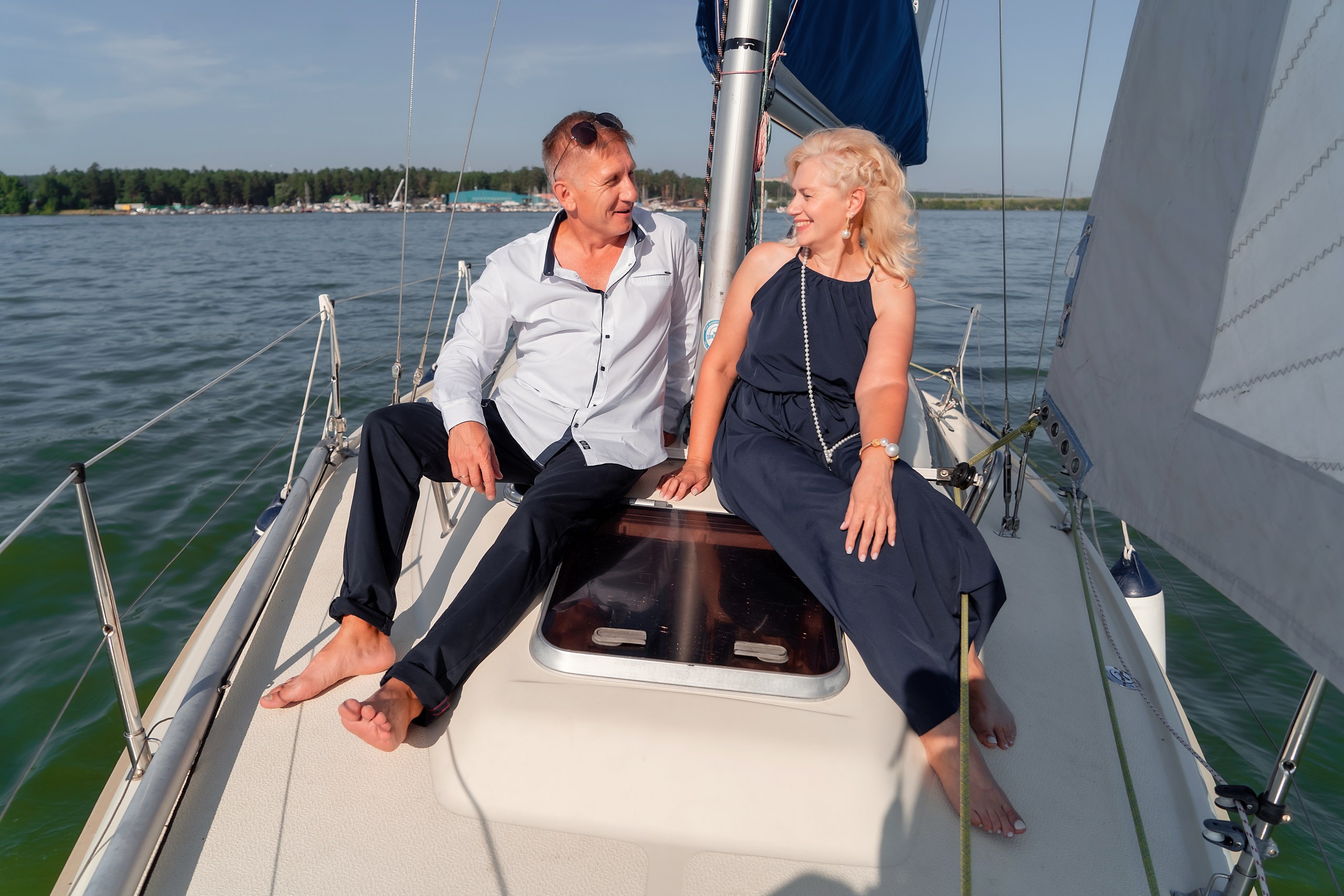 Марина и Вадим на яхте Sierra. Фотограф – Наталия Князева.