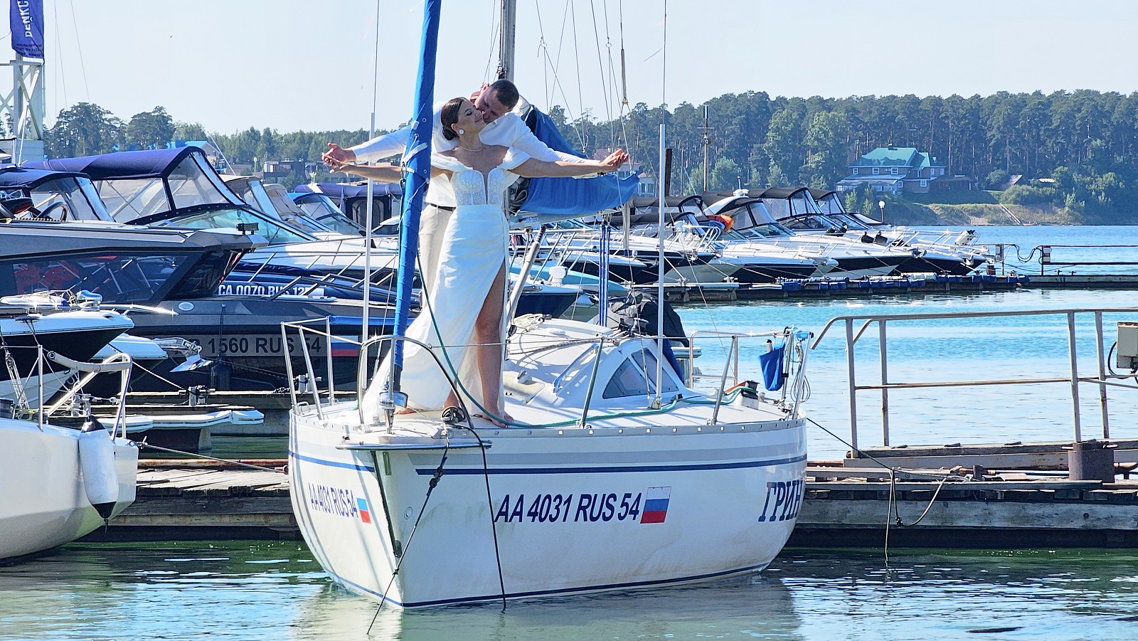 Свадьба на яхте Грин. Фотограф – Юрий Бабичев.