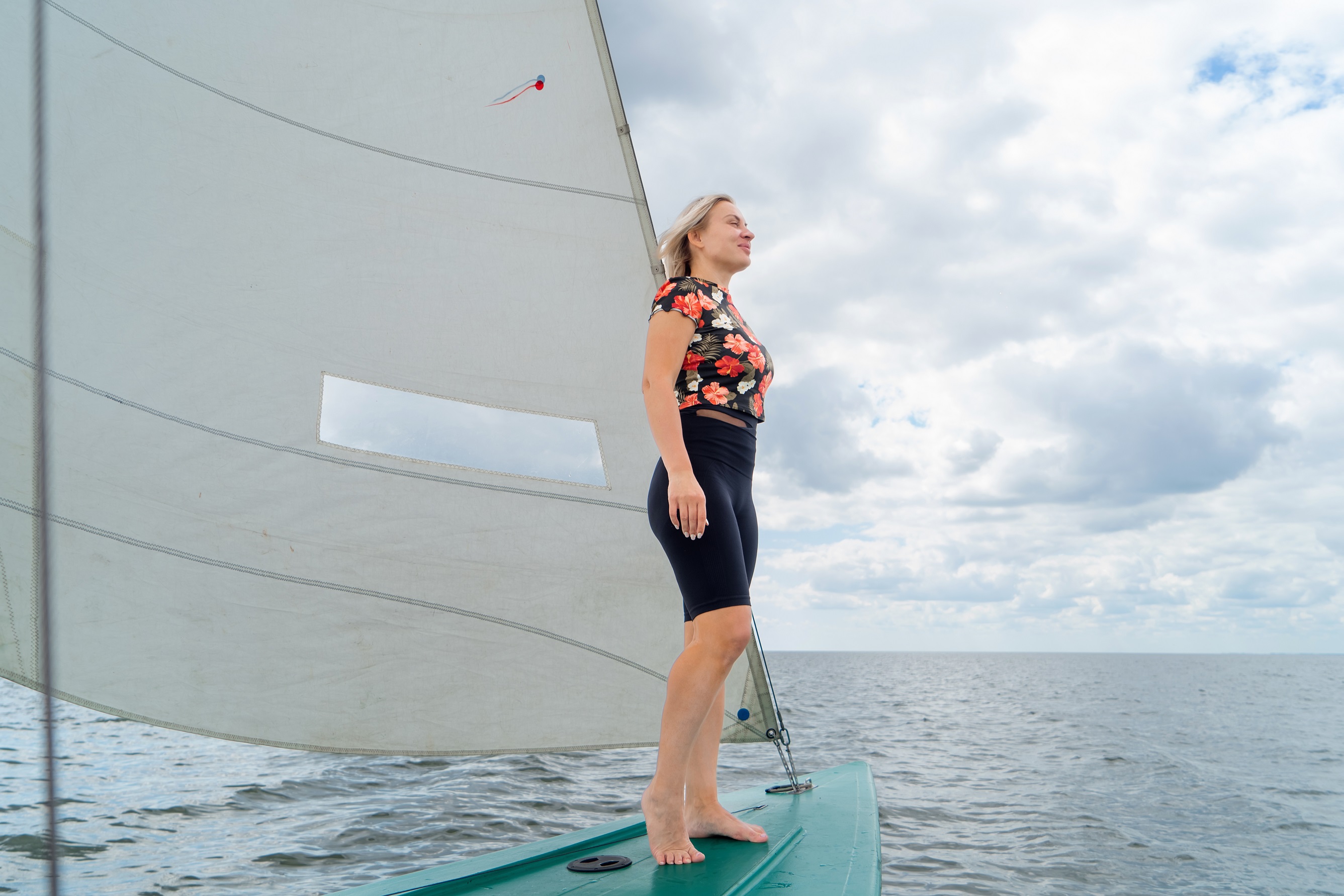 Прогулка с элементами обучения на яхте Бибигон. Фотограф – Наталия Князева.