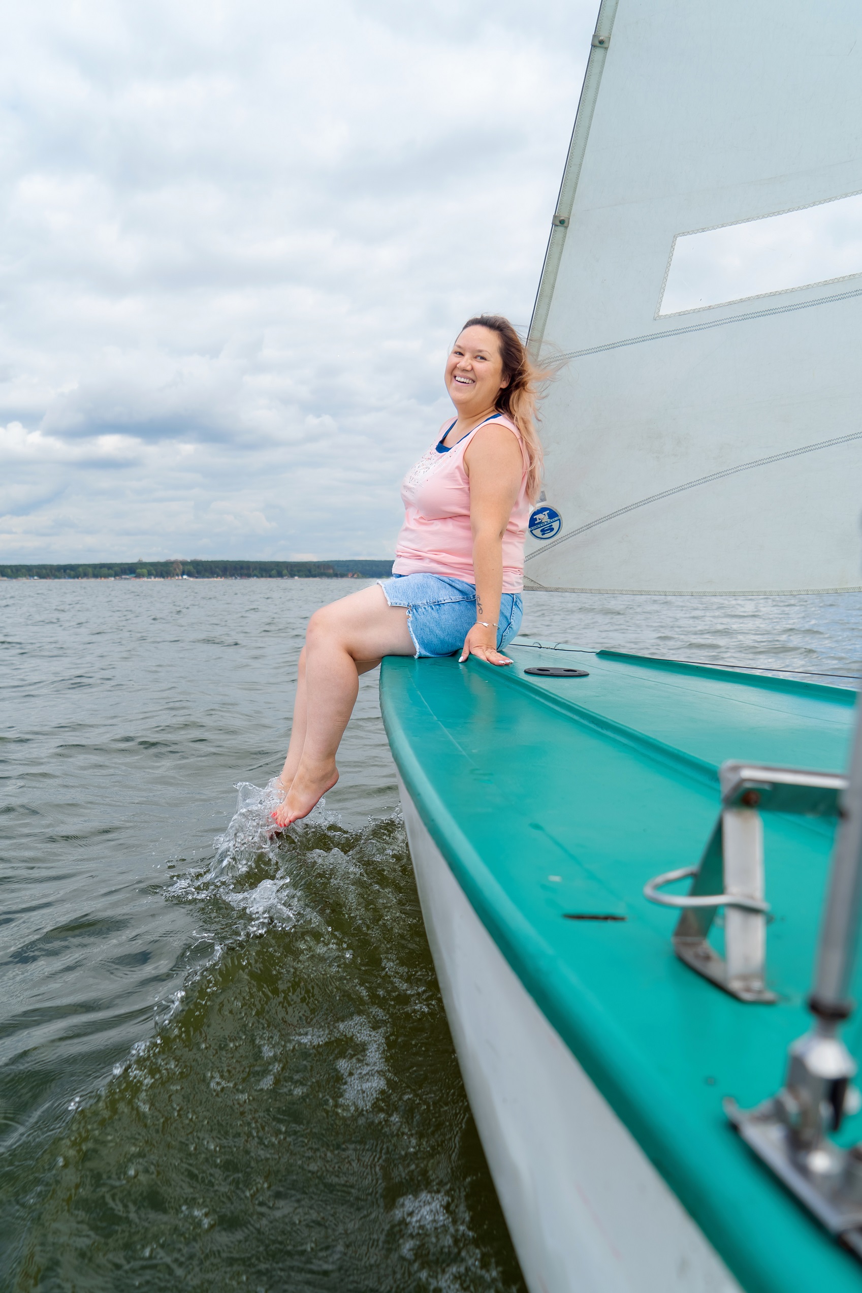 Прогулка с элементами обучения на яхте Бибигон. Фотограф – Наталия Князева.